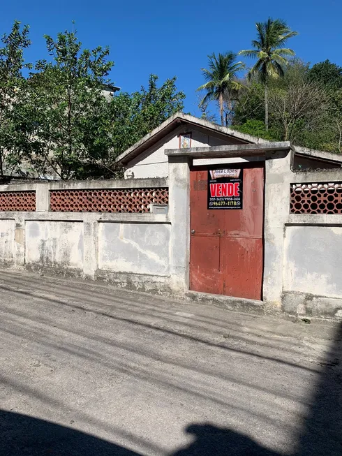 Foto 1 de Casa com 2 Quartos à venda, 180m² em  Pedra de Guaratiba, Rio de Janeiro