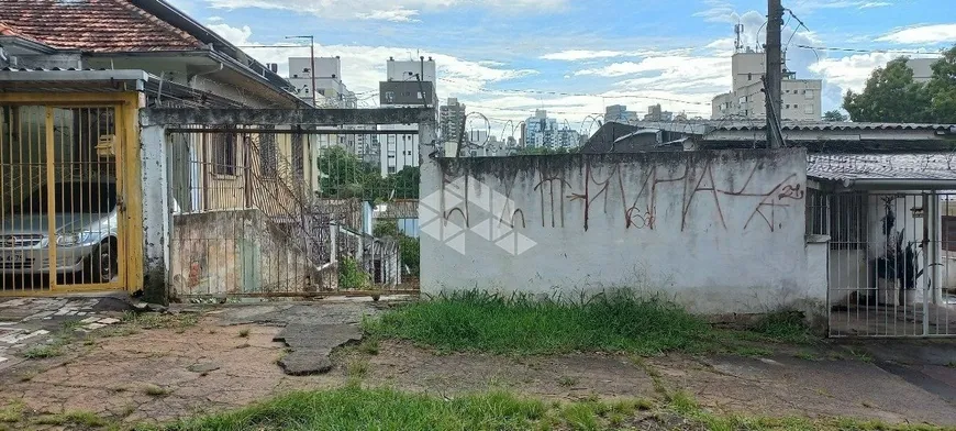 Foto 1 de Lote/Terreno à venda, 242m² em Higienópolis, Porto Alegre