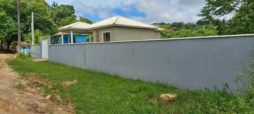 Foto 1 de Casa com 2 Quartos à venda, 99m² em Jacaroá, Maricá