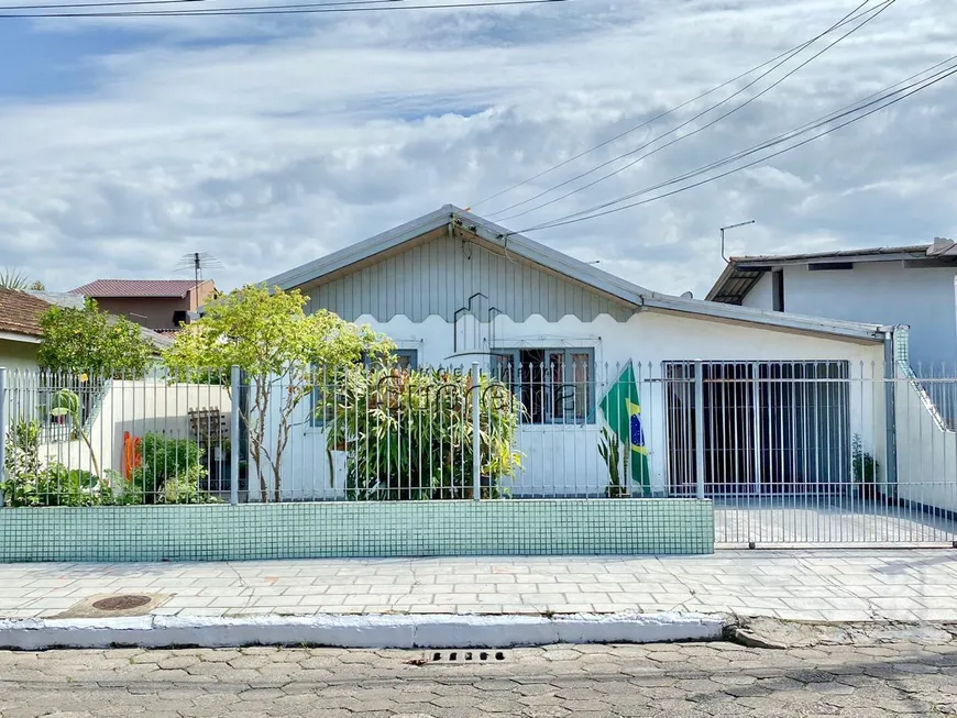 Foto 1 de Casa com 3 Quartos à venda, 245m² em Cordeiros, Itajaí