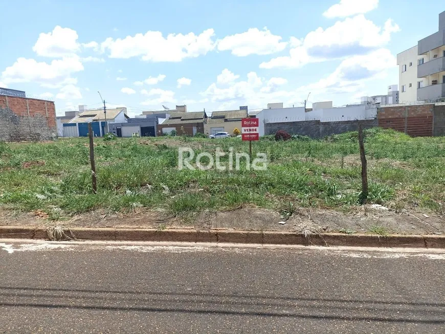 Foto 1 de Lote/Terreno à venda, 250m² em Jardim Brasília, Uberlândia