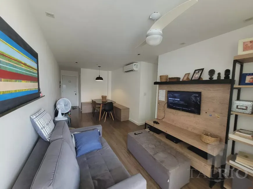 Foto 1 de Apartamento com 3 Quartos à venda, 91m² em Recreio Dos Bandeirantes, Rio de Janeiro