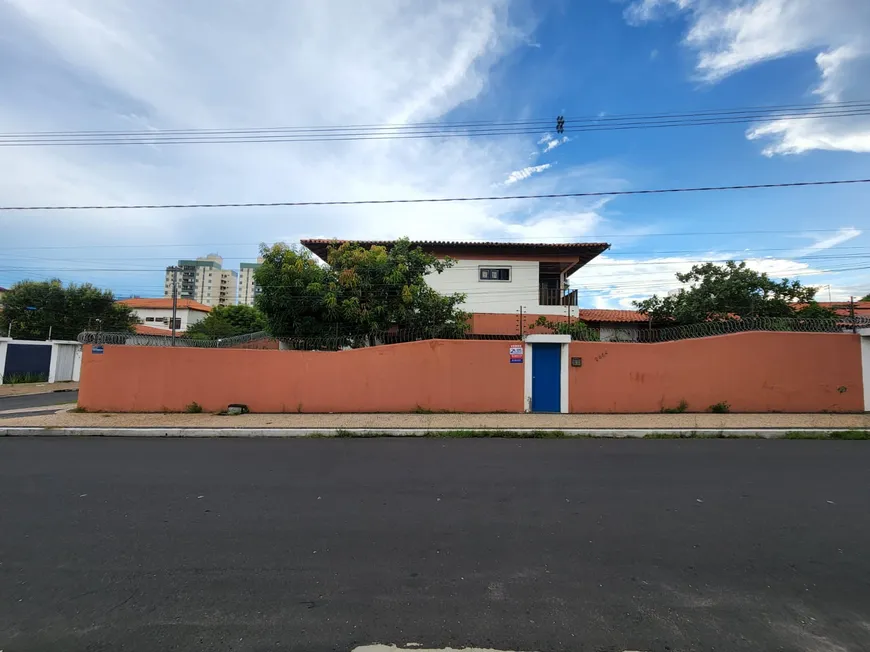 Foto 1 de Apartamento com 4 Quartos à venda, 300m² em Horto, Teresina