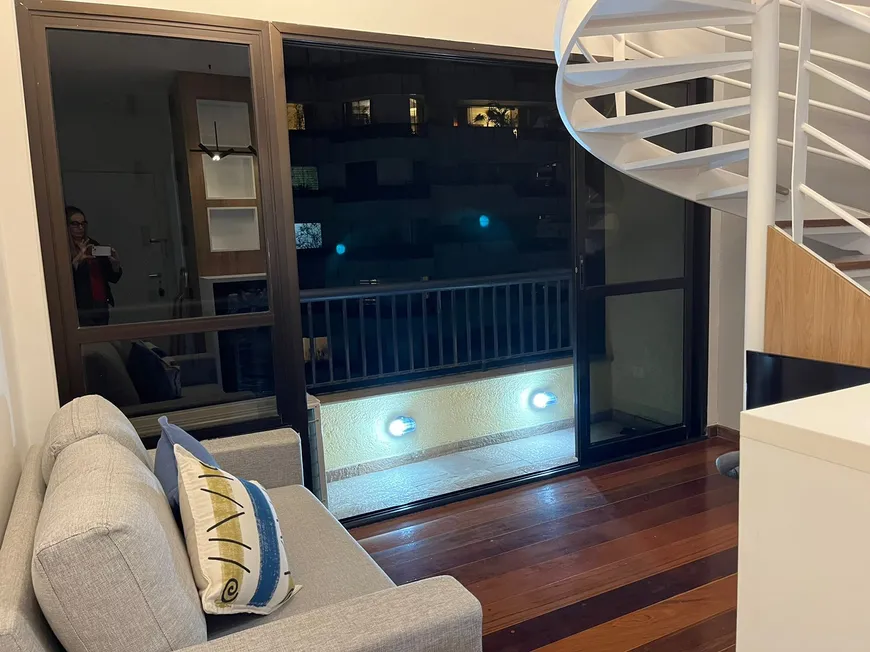 Foto 1 de Apartamento com 1 Quarto para venda ou aluguel, 40m² em Jardim Paulista, São Paulo