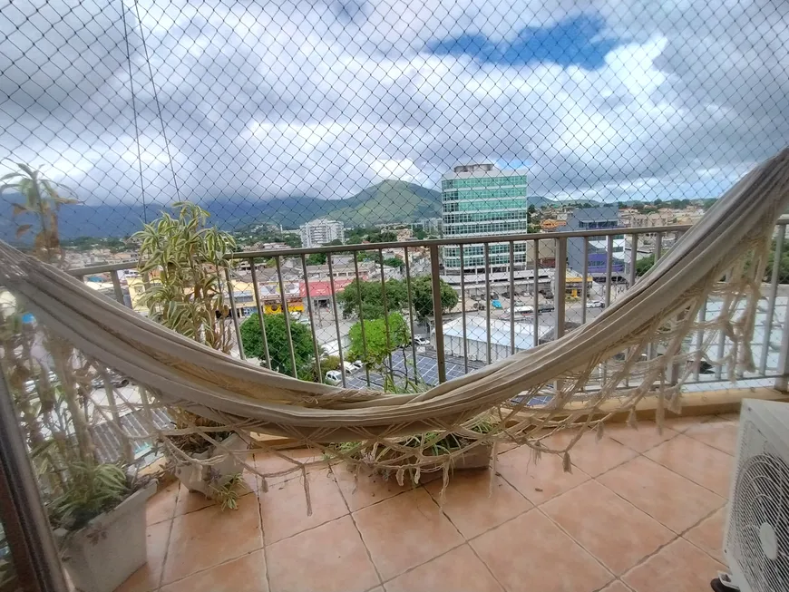 Foto 1 de Apartamento com 3 Quartos à venda, 65m² em Campo Grande, Rio de Janeiro