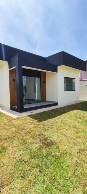 Foto 1 de Casa com 2 Quartos à venda, 70m² em Vila Gabriela Manilha, Itaboraí