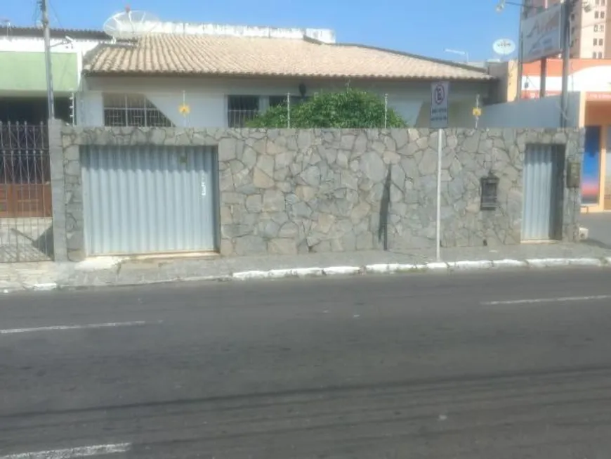 Foto 1 de Casa com 5 Quartos à venda, 300m² em São José, Aracaju