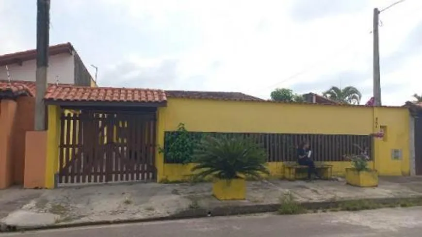 Foto 1 de Casa com 4 Quartos à venda, 180m² em Jardim Grandesp, Itanhaém