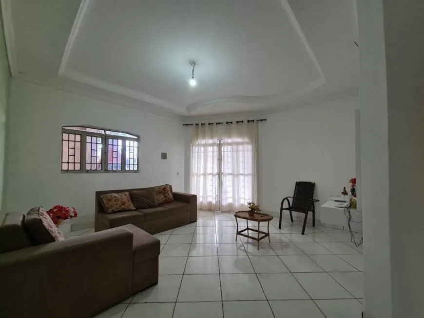 Foto 1 de Casa com 2 Quartos à venda, 80m² em Centro, São Sebastião do Passé