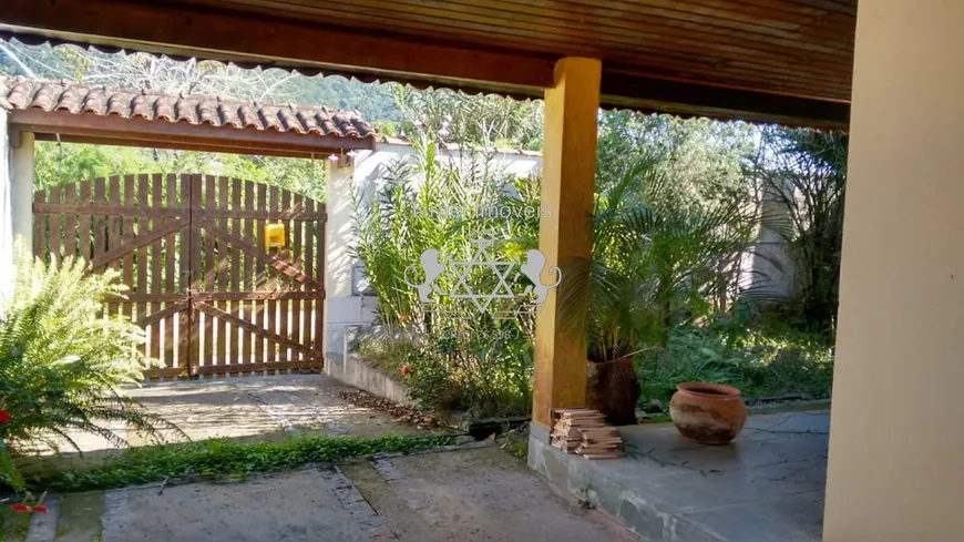 Foto 1 de Casa de Condomínio com 3 Quartos à venda, 193m² em PRAIA DE MARANDUBA, Ubatuba