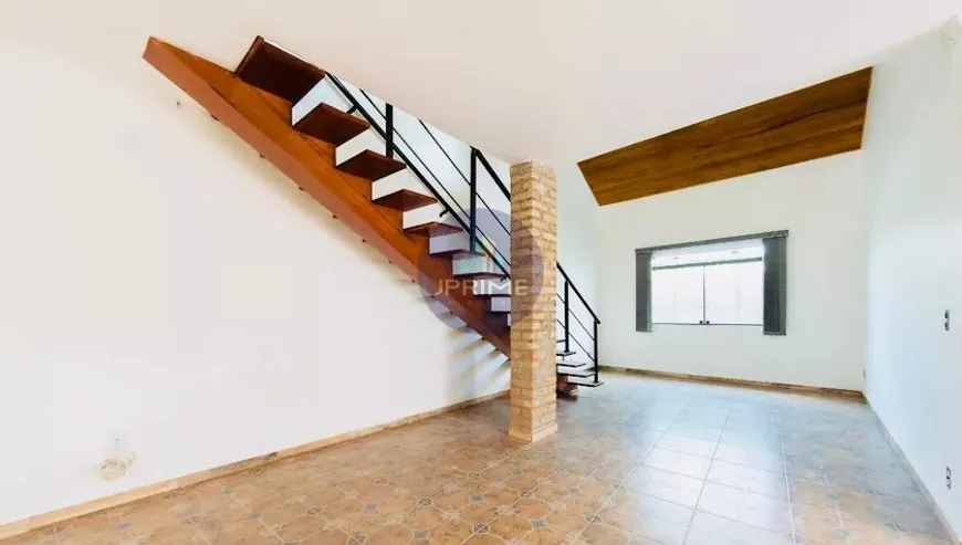 Foto 1 de Casa com 3 Quartos para venda ou aluguel, 200m² em Vila Bocaina, Mauá