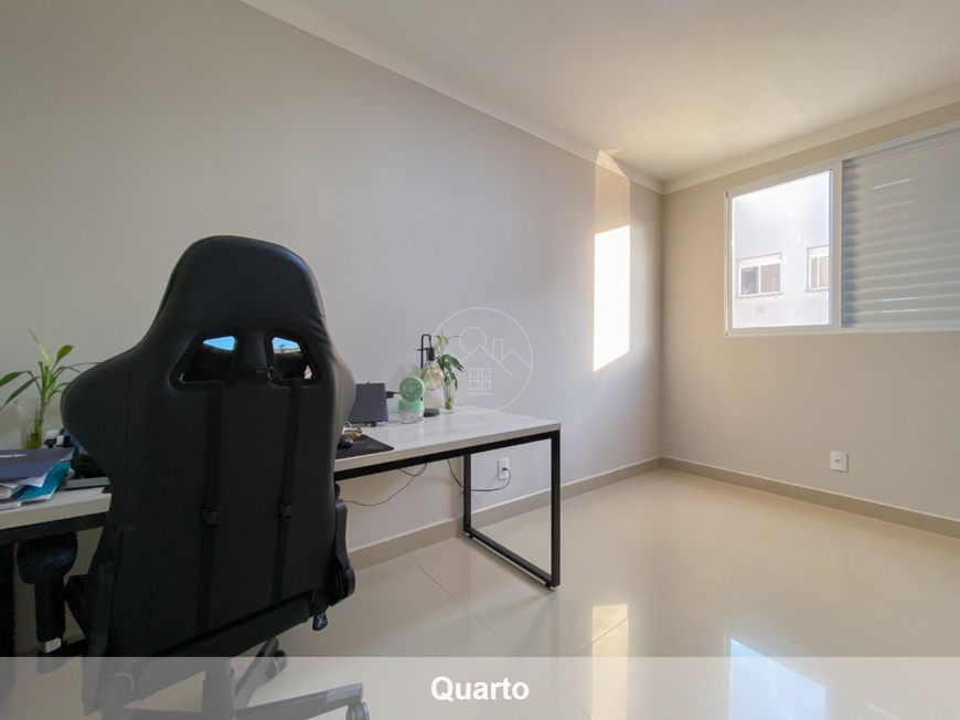 Apartamento na Avenida Thereza Ana Cecon Breda, 1591, Vila São Pedro em