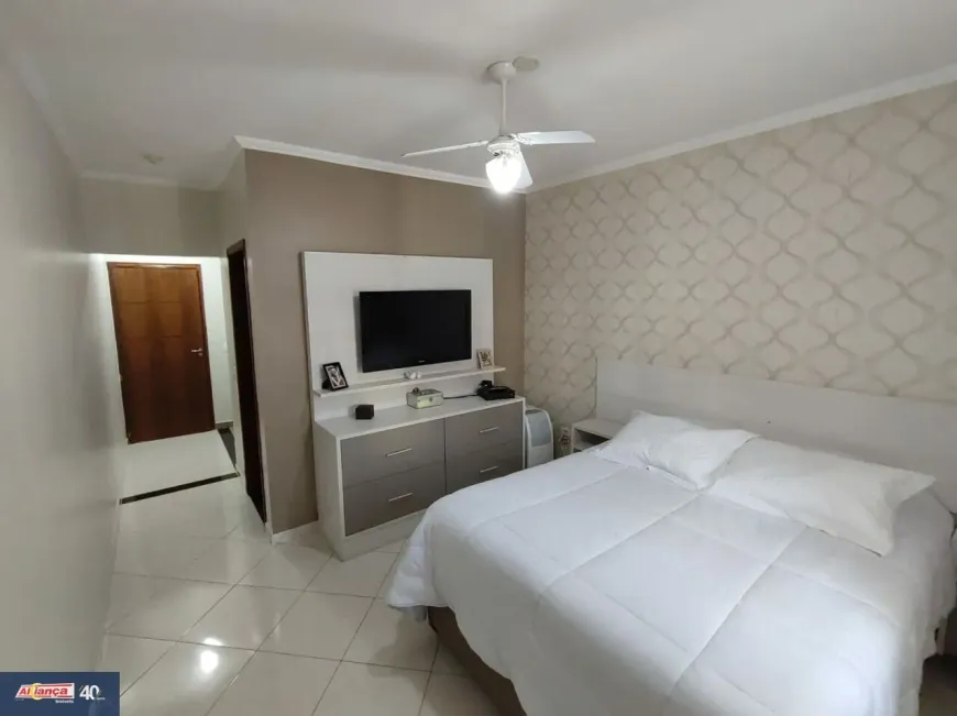 Foto 1 de Sobrado com 3 Quartos à venda, 170m² em Jardim Santa Clara, Guarulhos