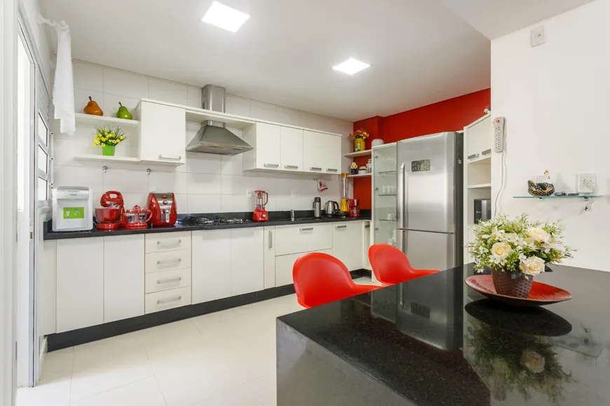 Foto 1 de Apartamento com 4 Quartos para alugar, 150m² em Jurerê, Florianópolis