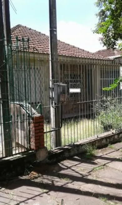 Foto 1 de Casa com 3 Quartos à venda, 140m² em Jardim Itú Sabará, Porto Alegre