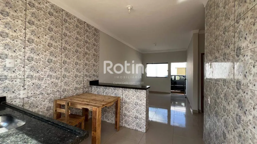 Foto 1 de Casa com 3 Quartos à venda, 70m² em São Jorge, Uberlândia