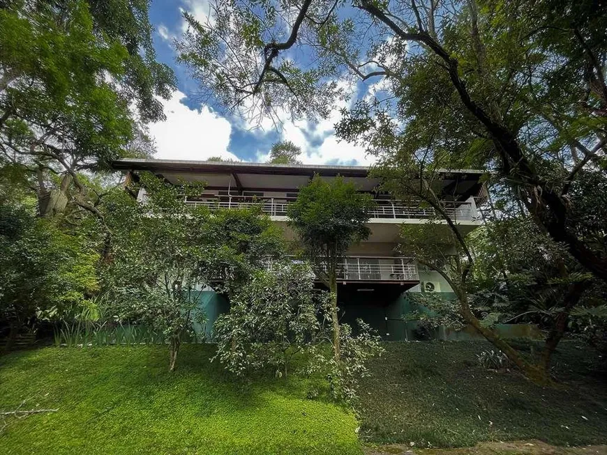 Foto 1 de Casa com 3 Quartos à venda, 380m² em Chácara do Refugio, Carapicuíba