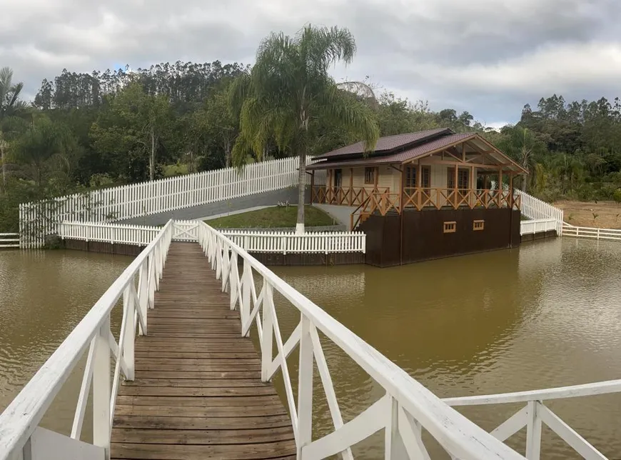 Foto 1 de Fazenda/Sítio com 2 Quartos à venda, 80m² em Vargem Grande, Águas Mornas