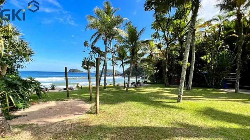 Foto 1 de Casa de Condomínio com 4 Quartos à venda, 300m² em Barra Do Sahy, São Sebastião