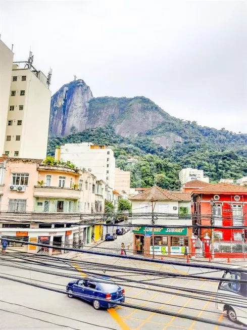 Foto 1 de Apartamento com 2 Quartos à venda, 65m² em Humaitá, Rio de Janeiro