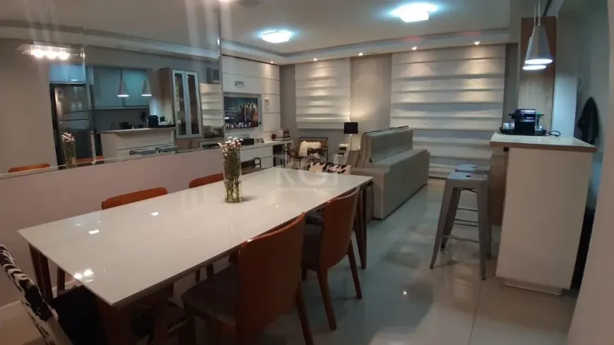 Foto 1 de Apartamento com 3 Quartos à venda, 72m² em Jardim Itú Sabará, Porto Alegre