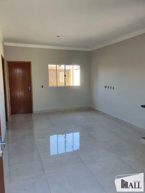 Foto 1 de Casa com 2 Quartos à venda, 64m² em Centro, Bady Bassitt