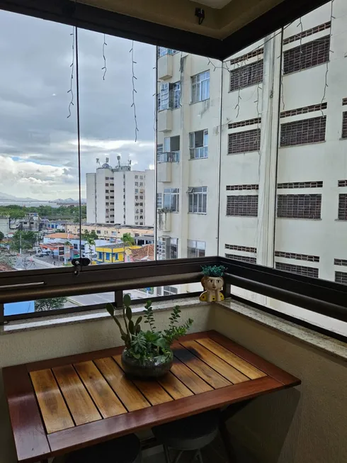 Foto 1 de Apartamento com 2 Quartos à venda, 75m² em Centro, Niterói