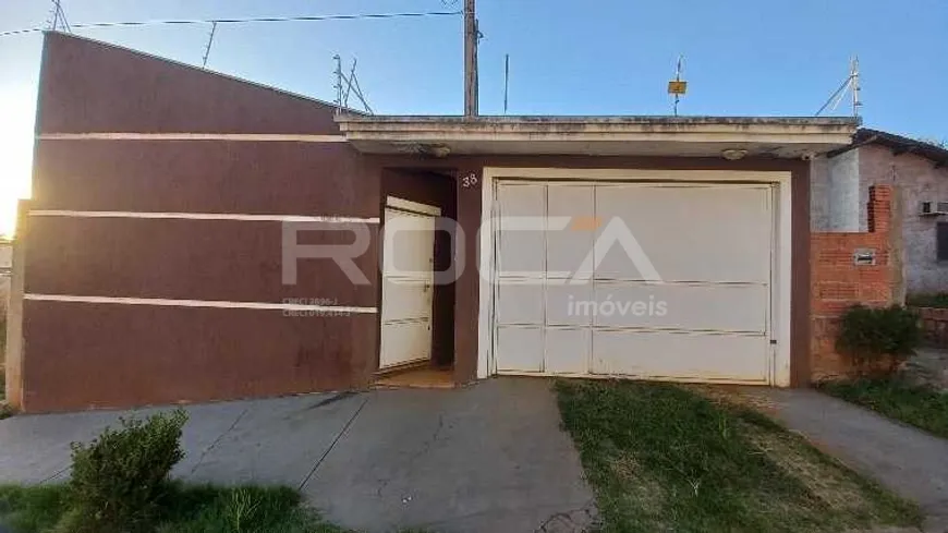 Foto 1 de Sobrado com 3 Quartos à venda, 161m² em Jardim das Torres, São Carlos