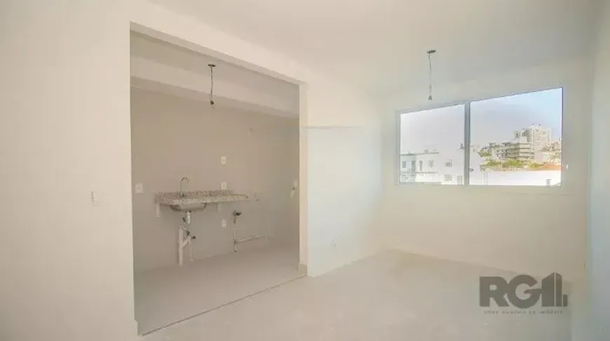 Foto 1 de Apartamento com 2 Quartos para alugar, 57m² em São João, Porto Alegre