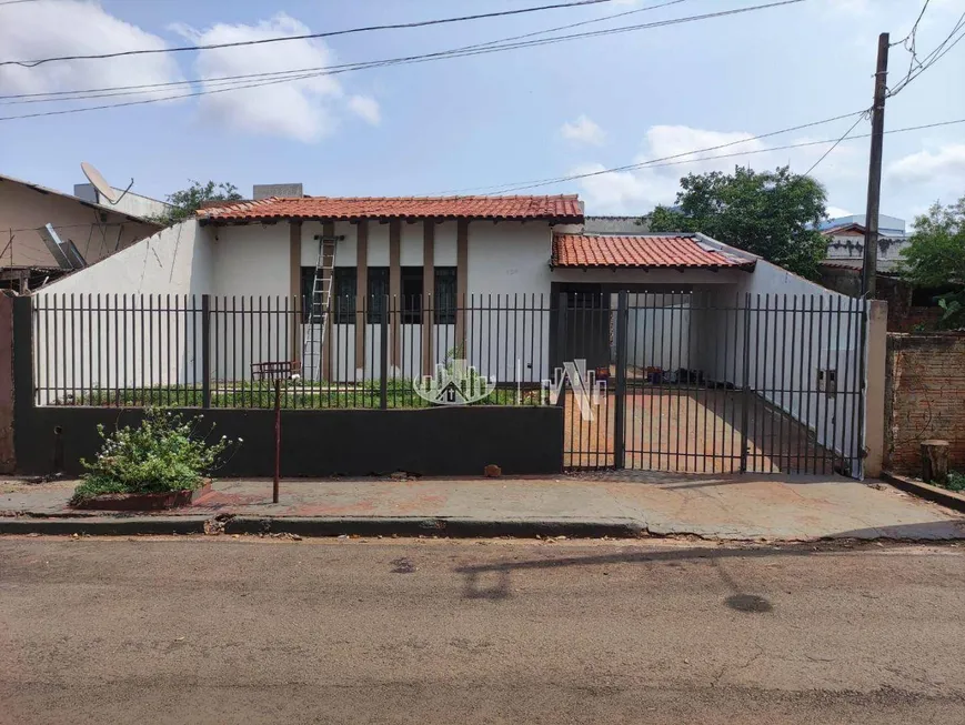 Foto 1 de Casa com 3 Quartos à venda, 155m² em Jardim Piza, Londrina