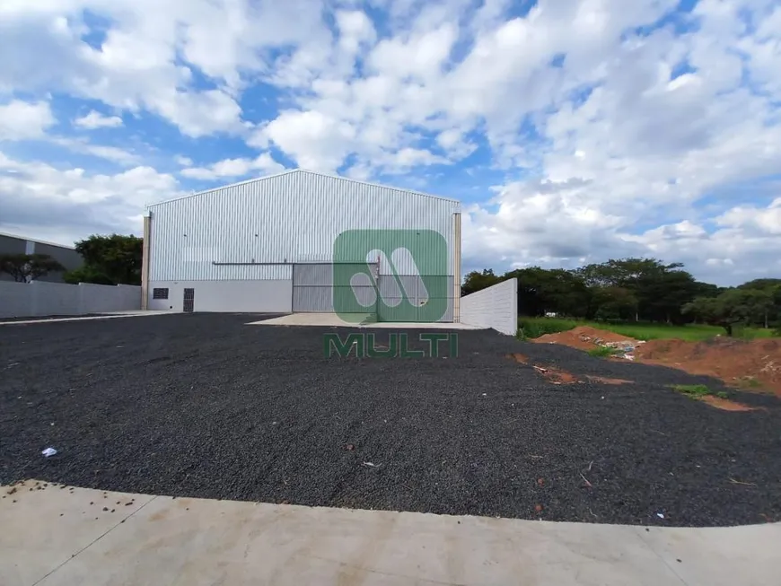 Foto 1 de Galpão/Depósito/Armazém com 1 Quarto para alugar, 1900m² em Marta Helena, Uberlândia