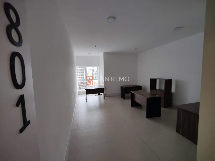 Foto 1 de Sala Comercial para alugar, 34m² em Estreito, Florianópolis