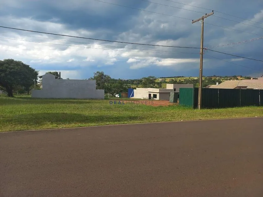 Foto 1 de Lote/Terreno à venda em Condomínio Riviera de Santa Cristina XIII, Paranapanema