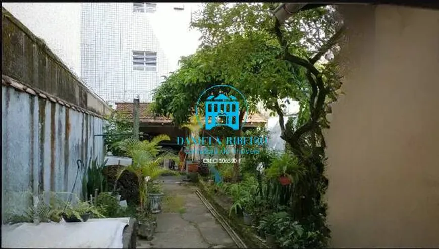 Foto 1 de Casa com 2 Quartos à venda, 173m² em Boqueirão, Santos
