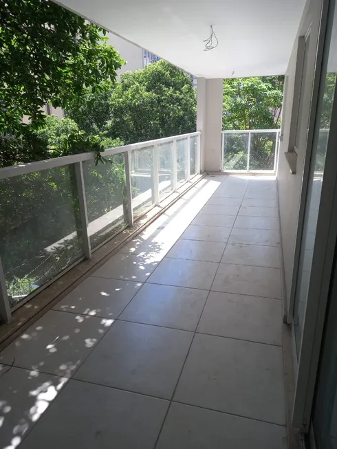 Foto 1 de Apartamento com 3 Quartos à venda, 106m² em Laranjeiras, Rio de Janeiro