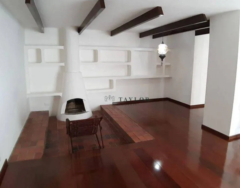 Foto 1 de Cobertura com 3 Quartos à venda, 162m² em Moema, São Paulo