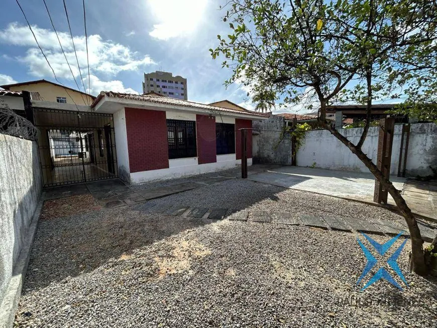 Foto 1 de Casa com 3 Quartos à venda, 458m² em Papicu, Fortaleza