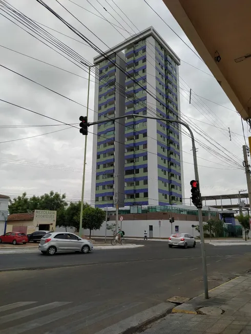 Foto 1 de Apartamento com 3 Quartos à venda, 60m² em Maria Auxiliadora, Petrolina