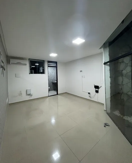 Foto 1 de Sala Comercial com 1 Quarto para alugar, 20m² em Mauricio de Nassau, Caruaru