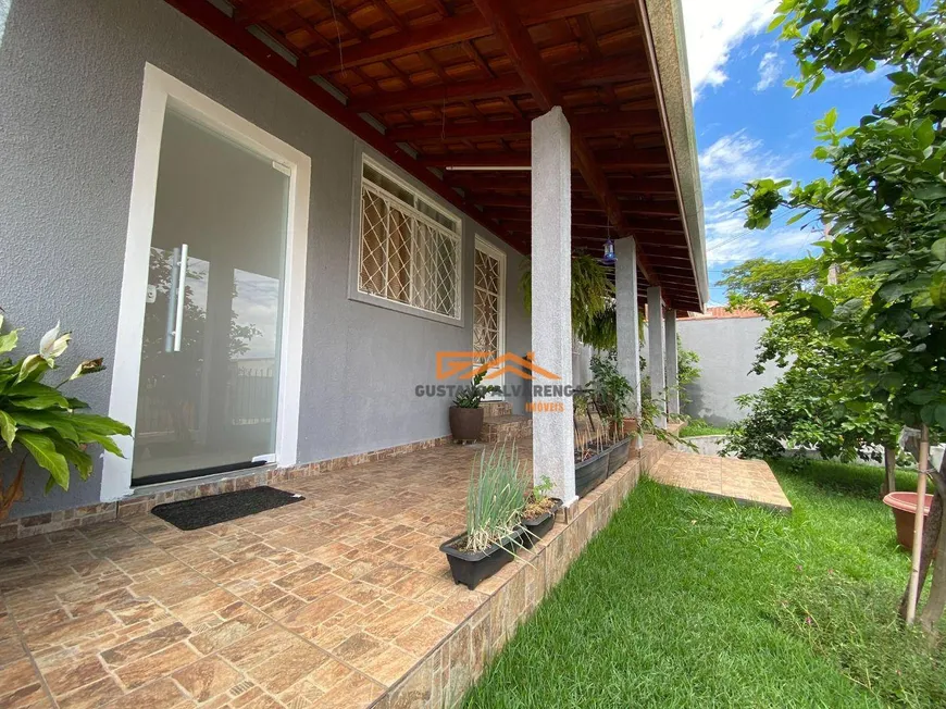 Foto 1 de Casa com 2 Quartos à venda, 130m² em Vila Miguel Vicente Cury, Campinas