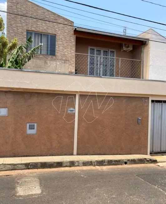 Foto 1 de Casa com 3 Quartos à venda, 128m² em Vila Xavier, Araraquara