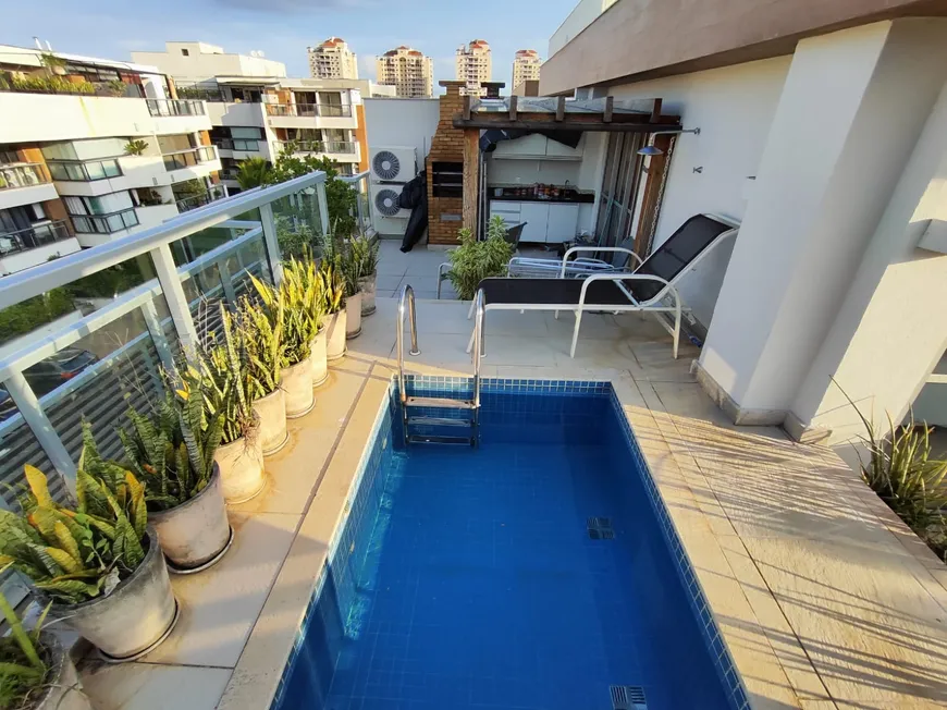 Foto 1 de Cobertura com 3 Quartos para venda ou aluguel, 152m² em Recreio Dos Bandeirantes, Rio de Janeiro