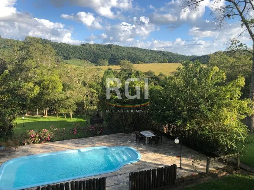 Foto 1 de Fazenda/Sítio com 3 Quartos à venda, 500m² em Maracana, Glorinha