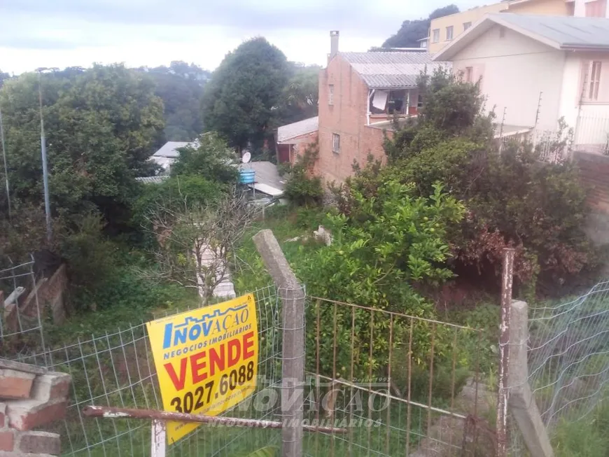 Foto 1 de Lote/Terreno à venda em Cruzeiro, Caxias do Sul