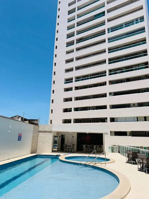 Foto 1 de Apartamento com 2 Quartos à venda, 86m² em Mucuripe, Fortaleza