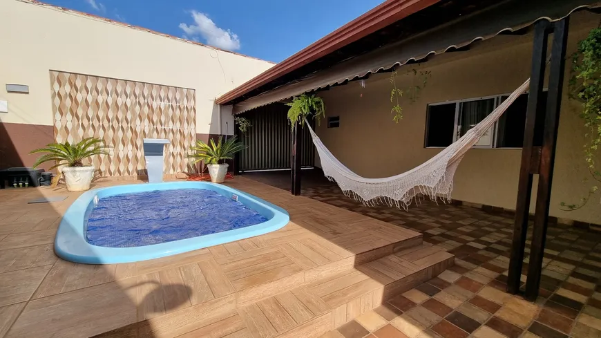 Foto 1 de Casa com 2 Quartos à venda, 200m² em Sobradinho, Brasília