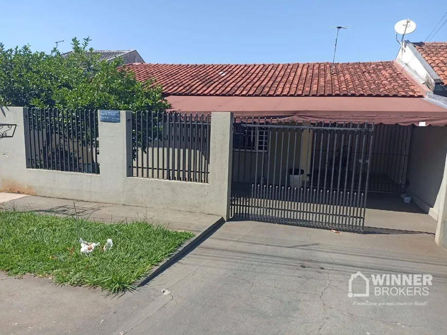 Foto 1 de Casa com 4 Quartos à venda, 140m² em Conjunto Habitacional Requiao, Maringá