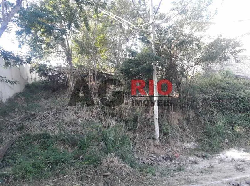 Foto 1 de Lote/Terreno à venda, 1660m² em Taquara, Rio de Janeiro