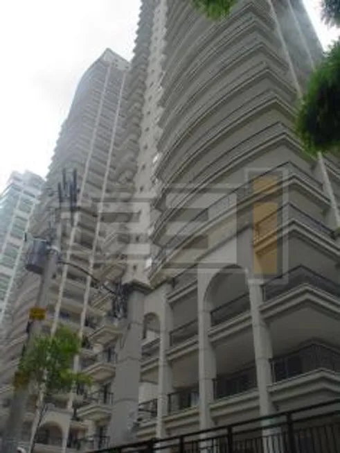 Foto 1 de Apartamento com 4 Quartos à venda, 248m² em Vila Uberabinha, São Paulo