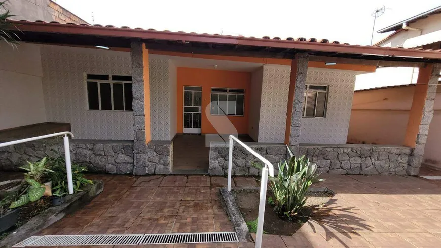 Foto 1 de Casa com 3 Quartos à venda, 280m² em Amazonas, Contagem